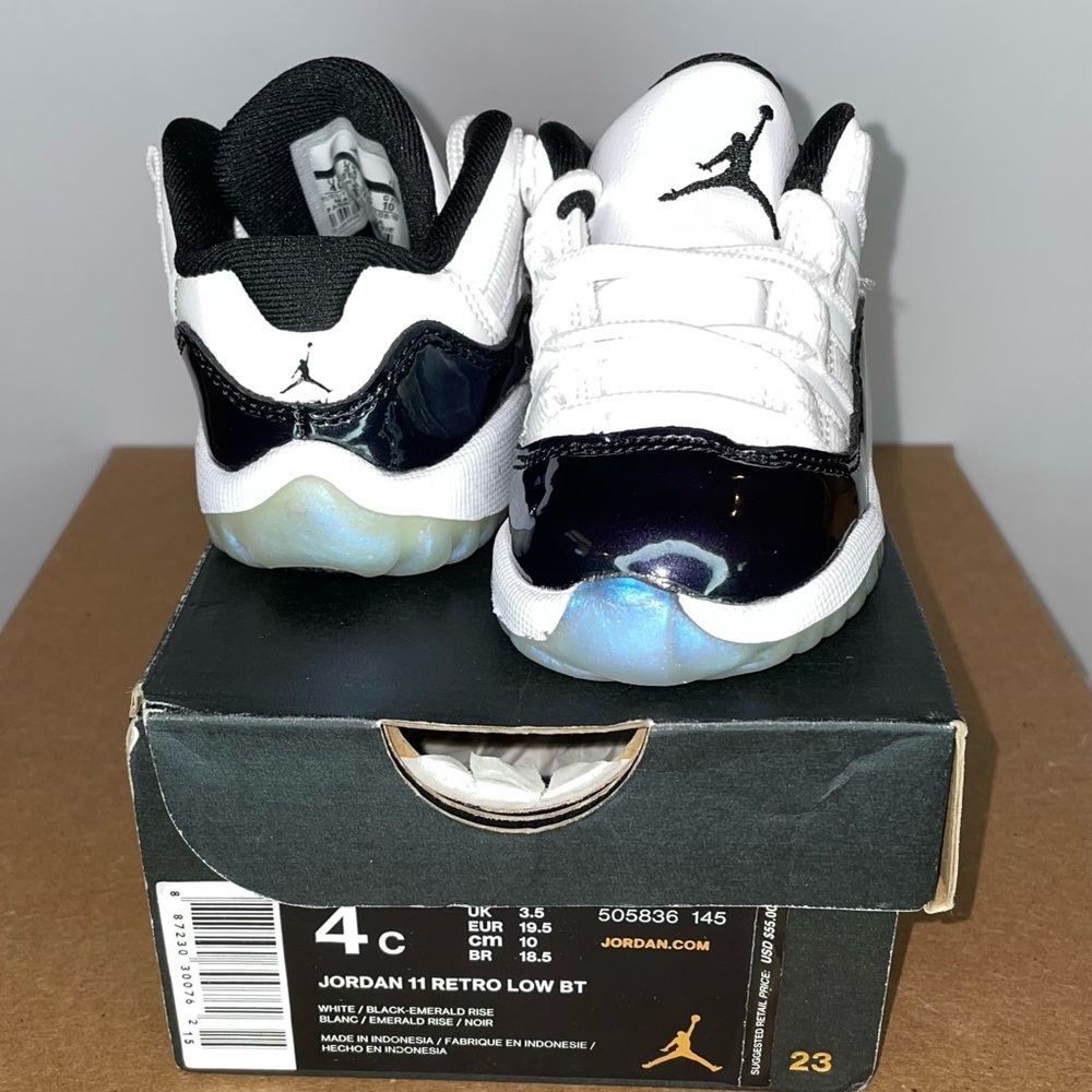 Jordan low Retro 11s